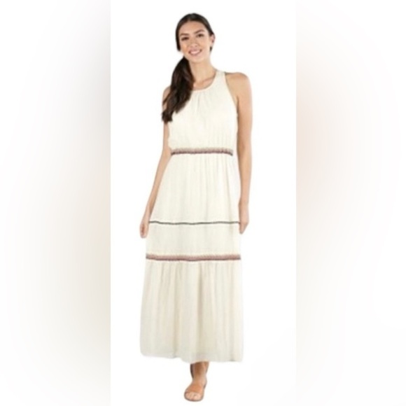 Love Stitch Dresses & Skirts - LoveStitch crinkle gauze embroidered dress. Boutique brand.
